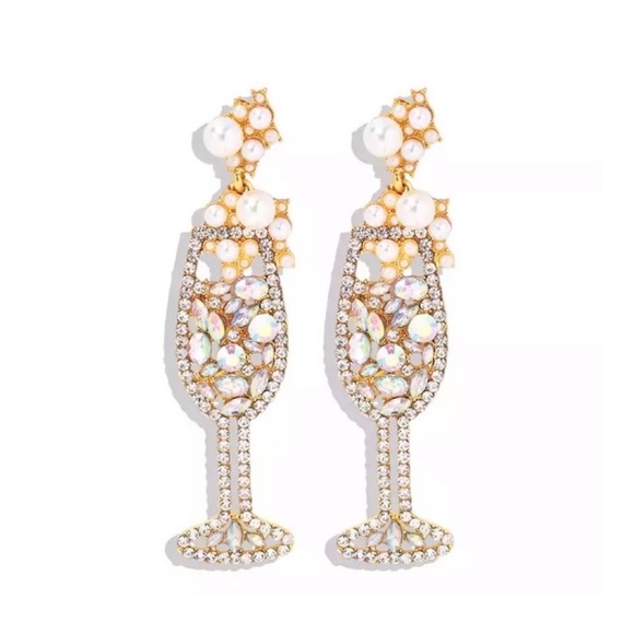 🍾🥂 New Champagne Bottle Earrings - Picture 2 of 4